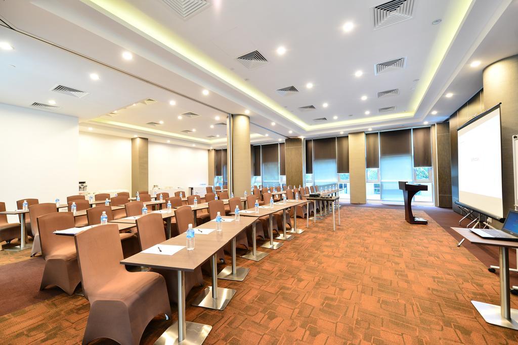 Hotel Chancellor@Orchard Singapur Zewnętrze zdjęcie